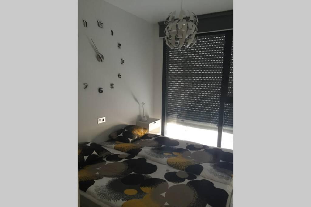 Sun Terrace Apartment Torrevieja Exteriör bild